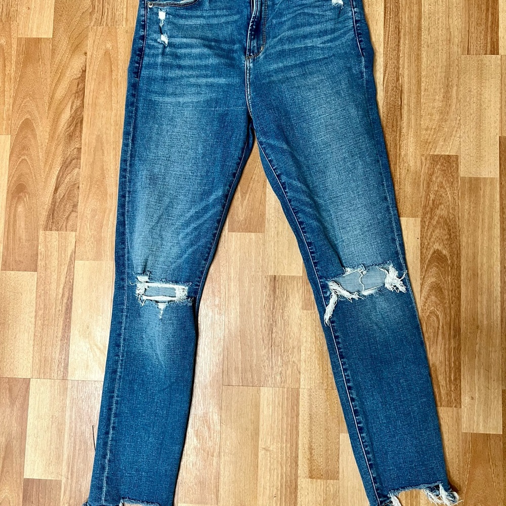 Like new, wore once! Abercrombie & Fitch Jeans